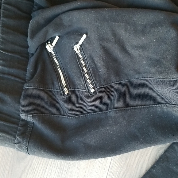 Forever 21 zipper detail leggings size M - Picture 7 of 7